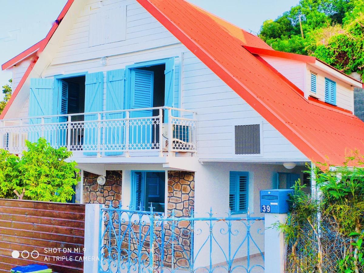Location Maison Bleue Avec Piscine Privative Au Carbet Martinique Ле-Карбе Екстер'єр фото